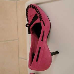 Nine West Suede Heels NWOT